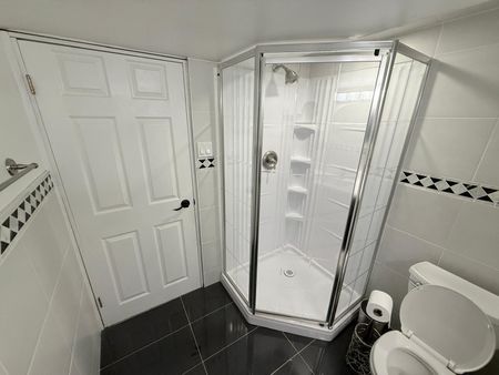 For Lease - 6 Logstone Crescent, Toronto, Ontario - Photo 3