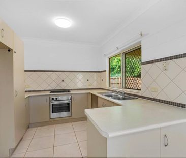 Family Home in Mount Sheridan - Fully Tiled - Nature Reserve Backdrop - Photo 3