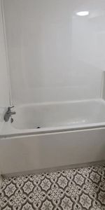 Room in a Shared House, Harrold House, NW3 - Photo 4