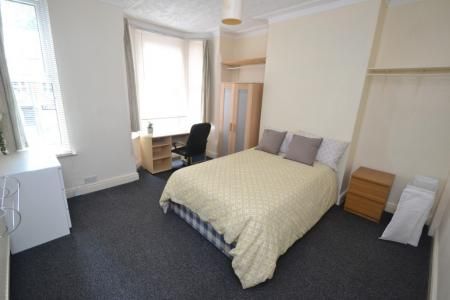 Lenton Boulevard, Lenton, Nottingham, NG7 - Photo 2