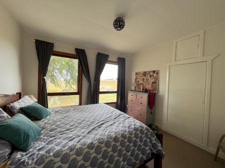 Country Cottage Charm - Photo 5