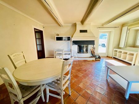 Villa meublée avec piscine et espaces extérieurs secteur campagne - Photo 4