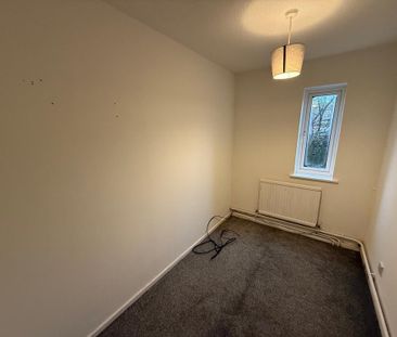 2 bedroom maisonette to rent - Photo 4