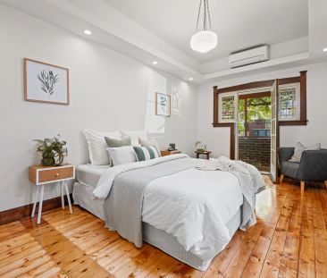 Charming family abode - Photo 6