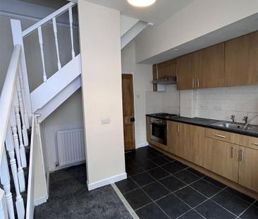 2 bedroom terraced house to rent - Photo 6