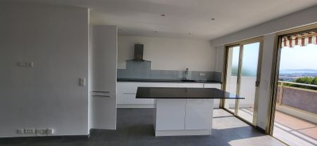 Location Appartement 3 pièces 75m² VILLENEUVE LOUBET 06270 - Photo 3