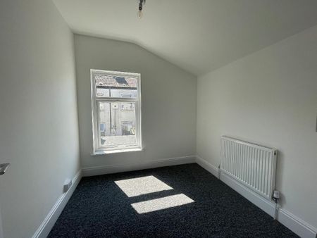 3 Bedroom Terraced House To Rent - Photo 4