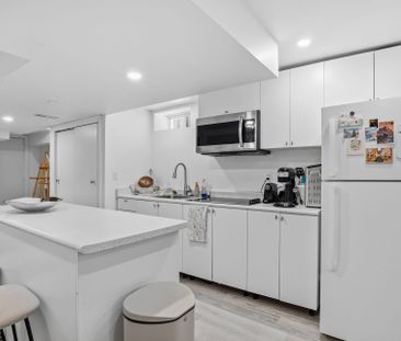 For Lease - 907 Oaktree Crescent Unit# Basement, Newmarket, Ontario - Photo 6