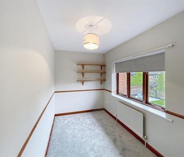 4 bedroom detached house to rent - Photo 4