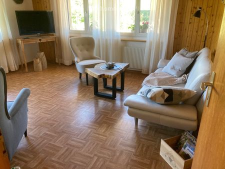 Grosse möblierte 3.5 Stöckliwohnung EG auf Zeit zu vermieten - Photo 2