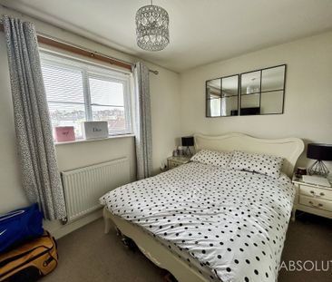 2 bed terraced house to rent in Forest Road, Torquay, TQ1 - Photo 2