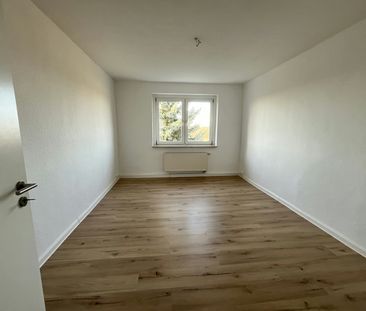 Entspannt leben mit tollen Ausblick – helles Bad mit Dusche - Photo 3