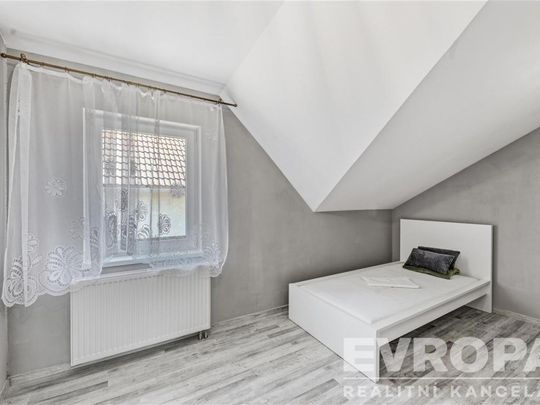 Pronájem domu 132 m2 - Fotografie 1