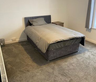 Room in a Shared House, Mansel Road, B10 - Photo 2