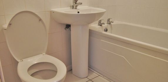 3 Sandbank Drive West End - Photo 2