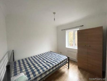 4 bedroom property to rent in London - Photo 4