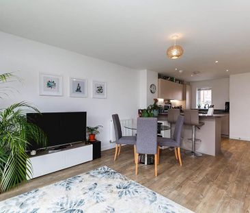 2 bedroom semi-detached house to rent - Photo 2