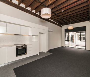 'Heirloom' New York Style UNFURNISHED 1 Bedroom Apartment - Photo 6