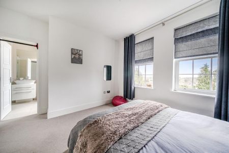 5 bedroom detached house to rent - Photo 5