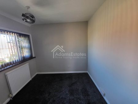 Edge Avenue, Dewsbury - Photo 2