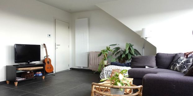 Appartement te huur in Sint-Pieters voor € 850 met 2 slaapkamers - Photo 1