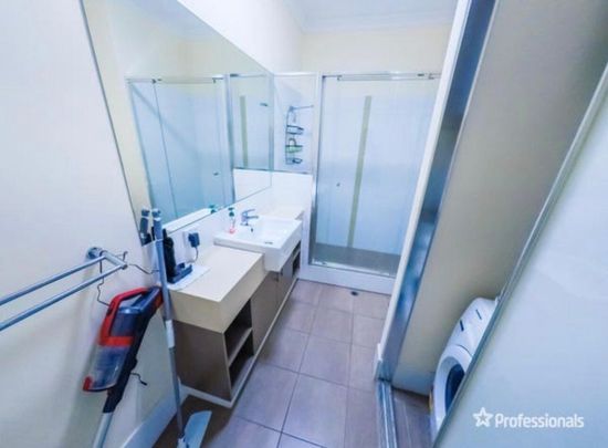 Ellenbrook - Photo 1