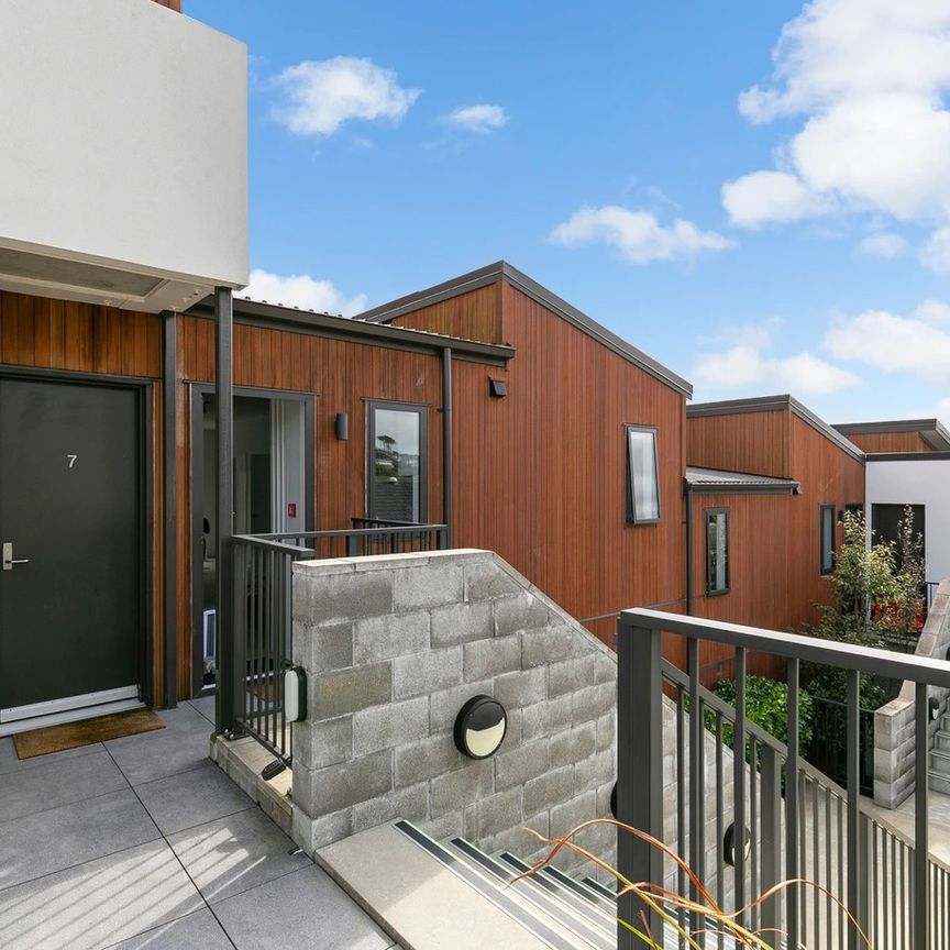 Welcome to 7/2 Hindmarsh Street - Photo 1