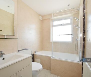 3 bedroom maisonette to rent - Photo 5