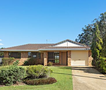 Well-Maintained Single-Level Brick Home in Convenient Kallangur Loc... - Photo 4