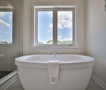 For Lease - 2105 Coppermine Street, Oshawa, Ontario - Photo 1