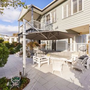 Fully Furnished Beachside Living in the Heart of Mornington - Photo 2