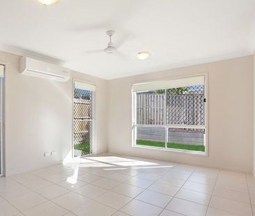 MODERN HOME IN CONVENTIENCE LOCATION - Photo 2