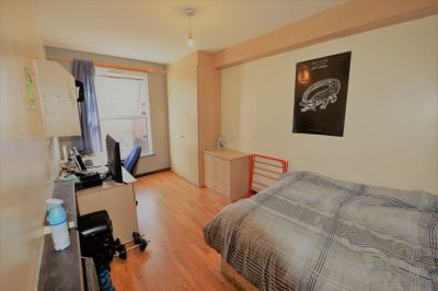 6 bedroom House in Richmond Mount (6 Bed), Leeds - Photo 4