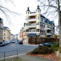 Schumannstr. 25, Wohnung 8 ~~~ Balkon, Bad mit Eckbadewanne und Dusche, Abstellraum, Keller - Foto 3