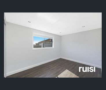 Light-Filled Modern Living with Alfresco Entertaining - Photo 5