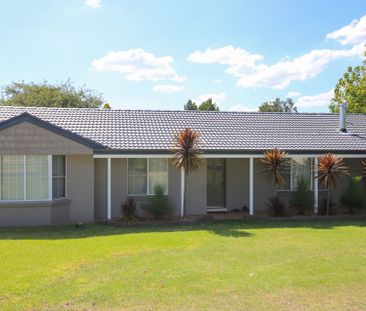 FAMILY HOME ON COLVILLE - Photo 4