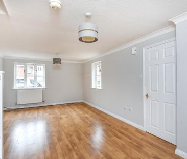 2 bedroom end of terrace house to rent - Photo 5