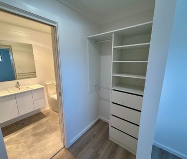 New Build - Stunning 4 Bedroom Executive Property - 3 Bathrooms - D... - Photo 5