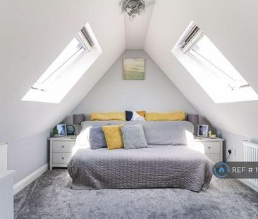 4 bedroom maisonette to rent - Photo 4