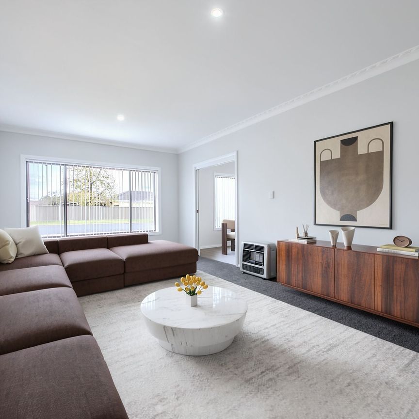 Family Home Near Parkland, Schools & Shops - Photo 1