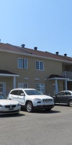 CHRMANT LOGEMENT 4 1/2 A LOUER STYLE CONDO - Photo 4
