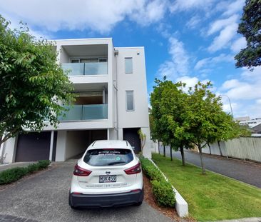 Boarder Of Remuera and Broadway - Photo 6