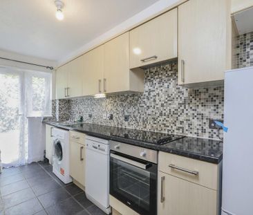 1 bedroom flat to rent - Photo 6