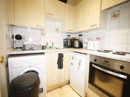 1 bedroom flat to rent - Photo 5