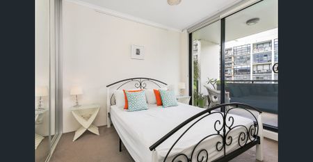 Zenix - Unfurnished - Available 30th December - Photo 3