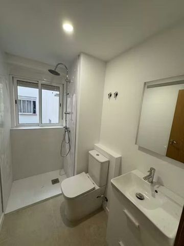 Avenida de la Pau, Xirivella, Valencian Community 46920 - Photo 3