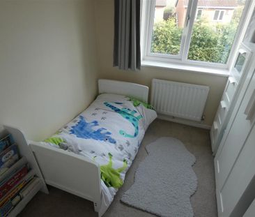 3 bedroom detached house to rent - Photo 4