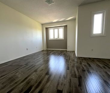 For Lease - 5 Alexis Way, Whitby, Ontario - Photo 6
