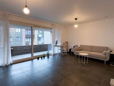 Recent appartement in centrum Beveren met 1 slaapkamer en terras - Photo 2