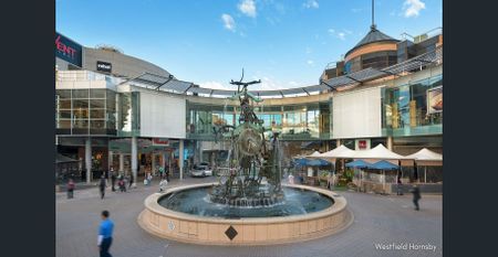 "The Grand Magnolia Gardens" - Over 55's 3bedroom apartment - Photo 3